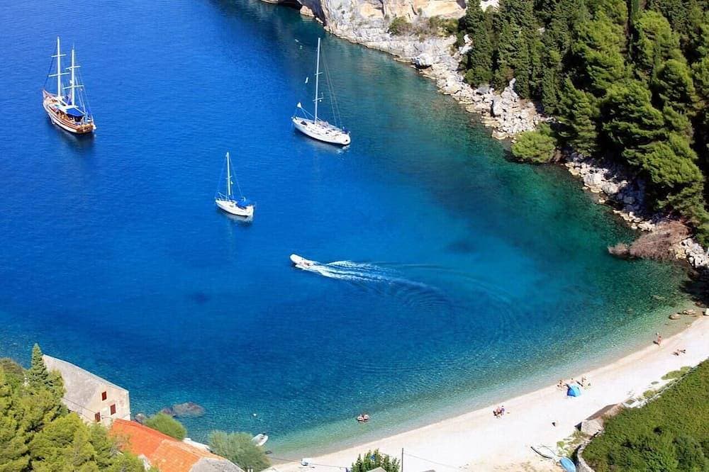 Foto 10 von 15: Studio Appartement am Strand Bucht Pokrivenik, Hvar