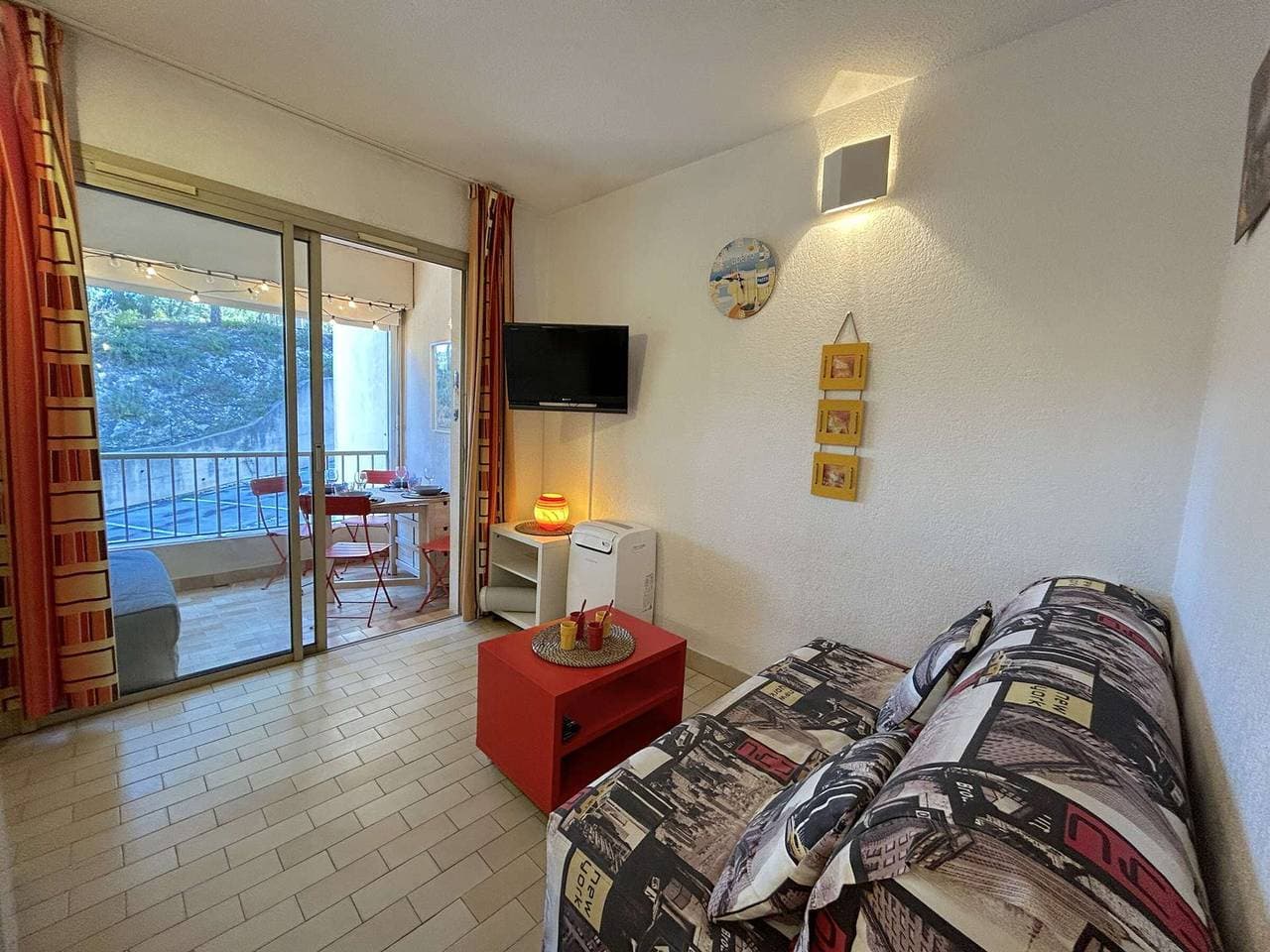Foto 7 von 15: Ruhiges Studio mit Pool in Sanary-sur-Mer