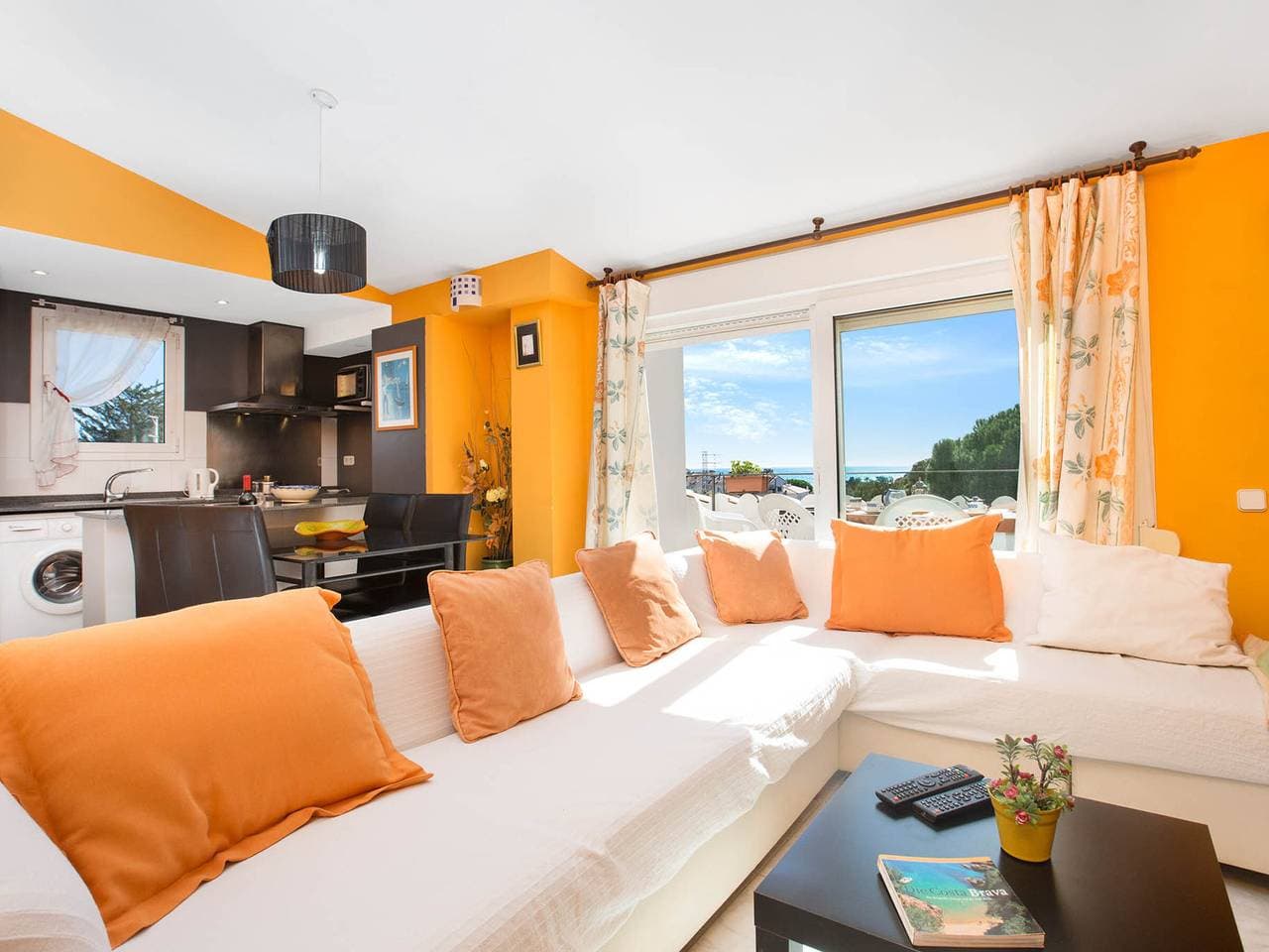 Foto 5 von 22: Dachgeschoss-Wohnung mit Terrasse und Parkplatz in Calella de Palafrugell