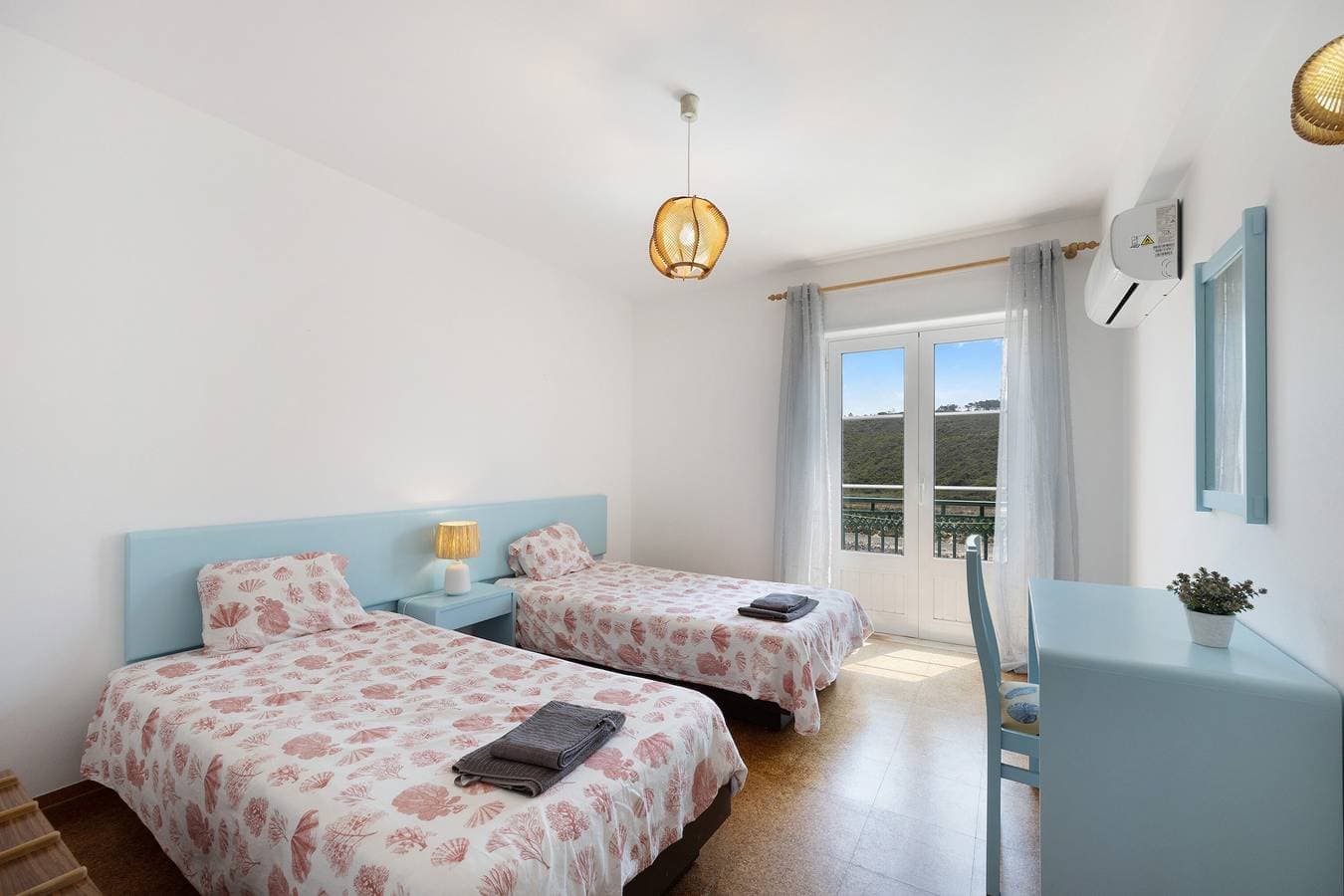 Foto 10 von 20: Ferienwohnung 'Casa Da Praia' mit Meerblick, WLAN und Klimaanlage