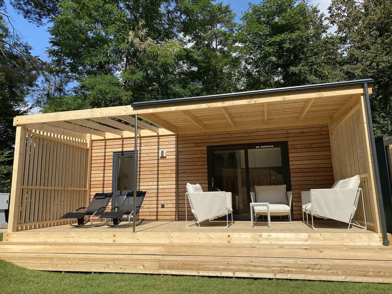 Foto 11 von 11: Bungalow für 4 Personen mit Terrasse