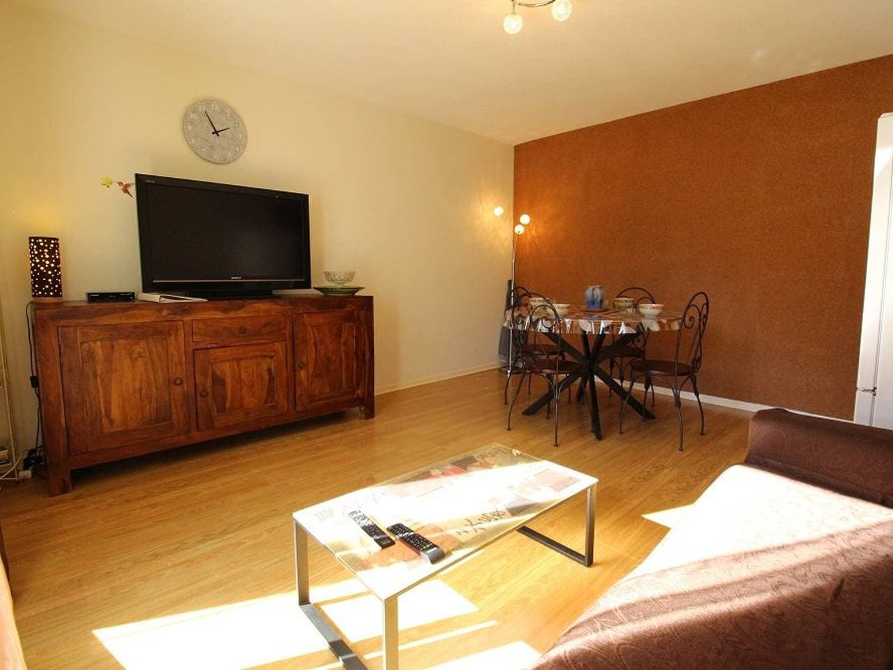 Foto 8 von 13: 2-Zimmer-Kabinenwohnung mit Balkon, Parkplatz, Haustiere erlaubt, WLAN