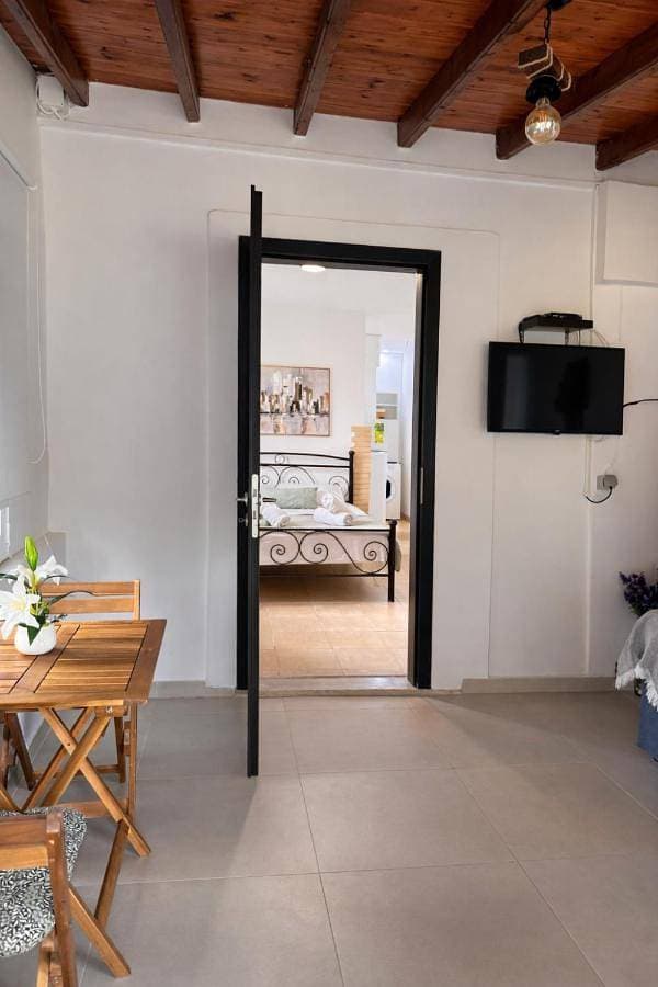 Foto 4 von 37: One-Bedroom Apartment