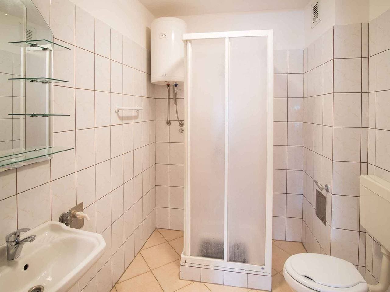 Foto 12 von 25: Ferienwohnung mit Klimananlage und Terrasse