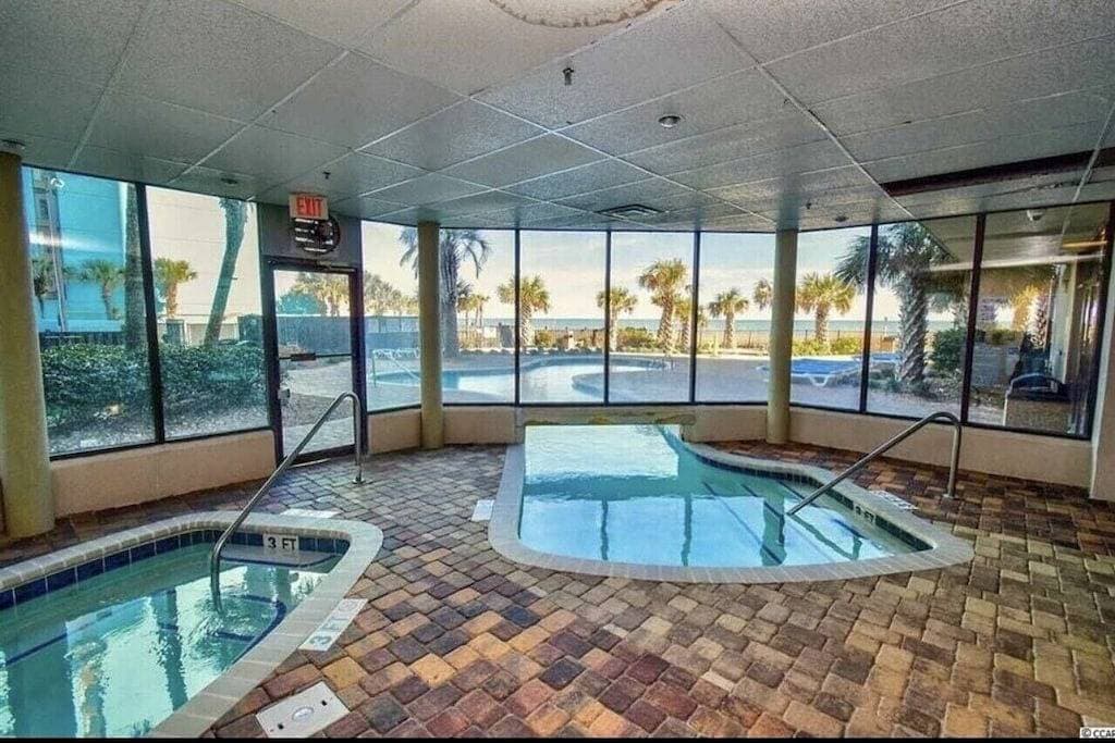 Foto 13 von 26: Oceanfront Studio Suite with breathtaking views