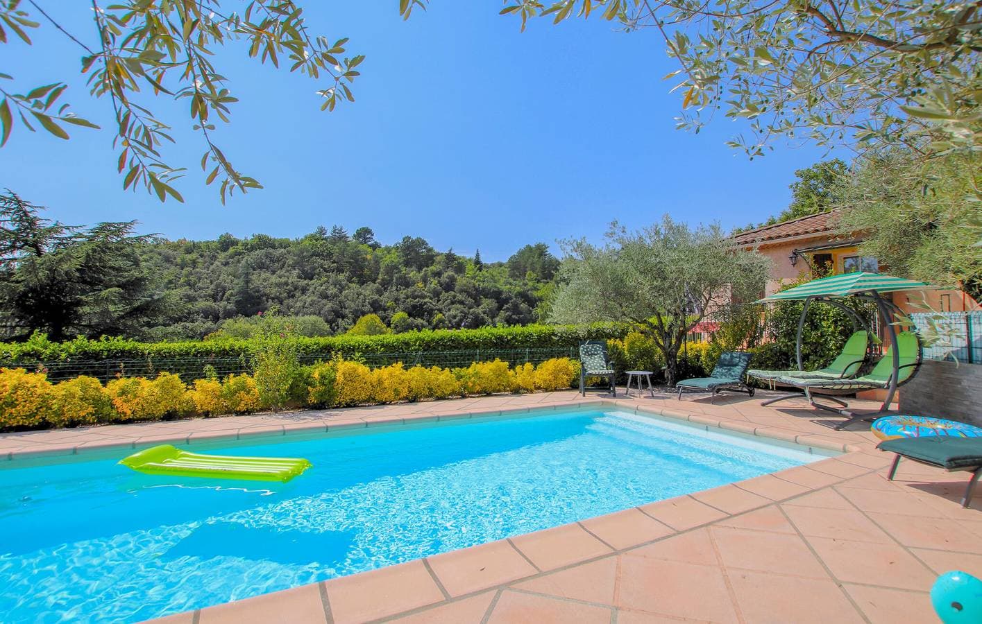 Foto 9 von 21: Gemütliche Wohnung mit Pool und Garten, nahe dem Stadtzentrum