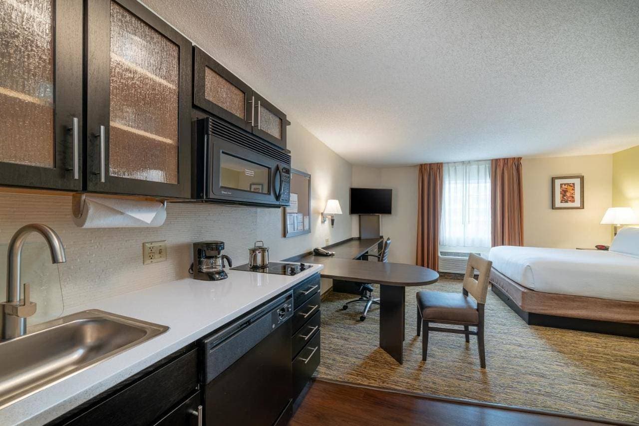 Foto 3 von 27: Candlewood Suites Washington-Dulles Herndon