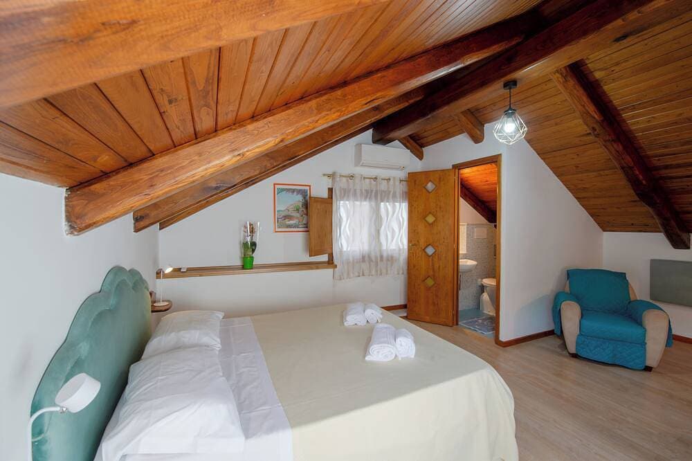 Foto 2 von 18: Maison Antica - One Step Away From the Sea