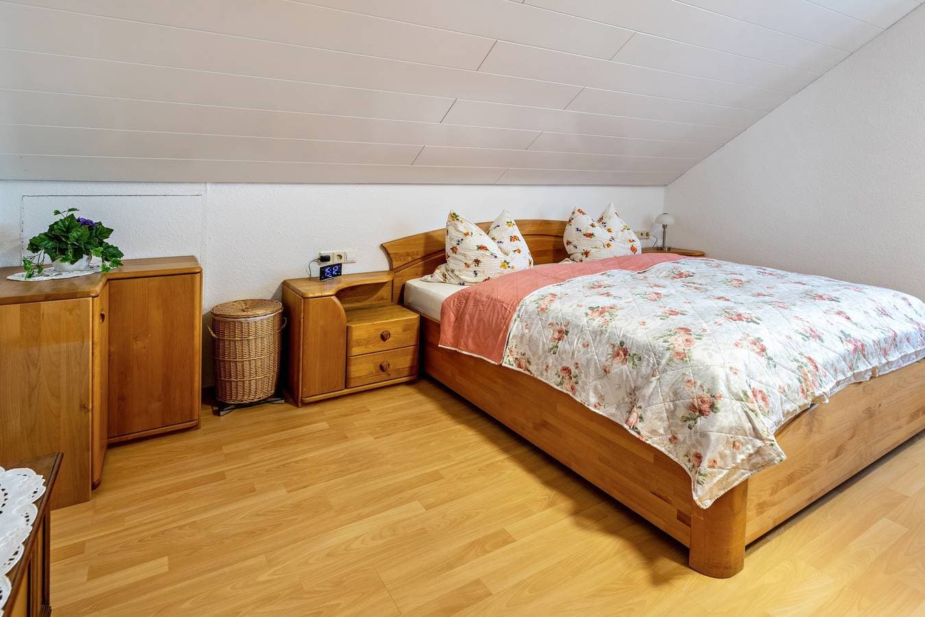 Foto 7 von 18: Ferienwohnung 'Studio Eva' mit Balkon und WLAN
