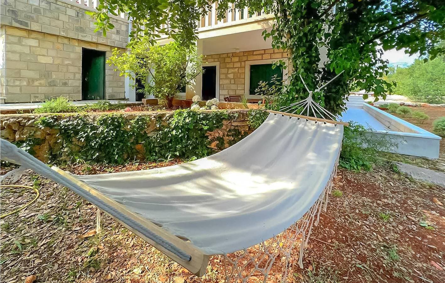 Foto 11 von 38: Gemütliche 1-Zimmer-Wohnung mit Pool in Strandnähe und WLAN