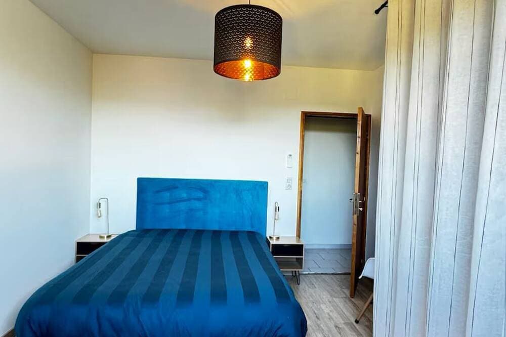Foto 5 von 17: Spacious 2 Bed Apartment Between Sea And Mountains