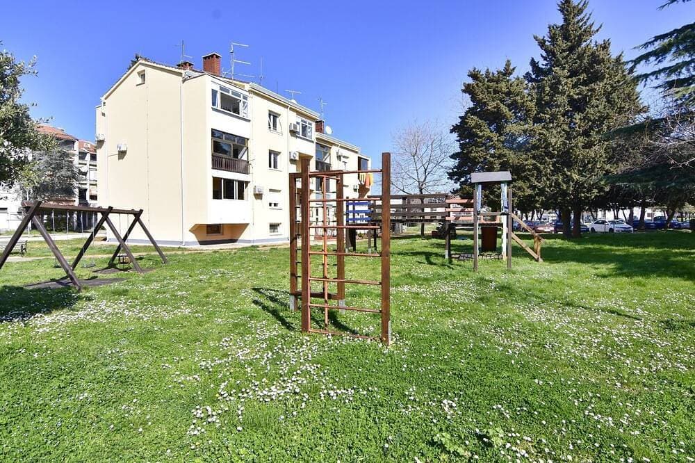 2-Zimmer-Ferienwohnung mit Balkon Umag 1