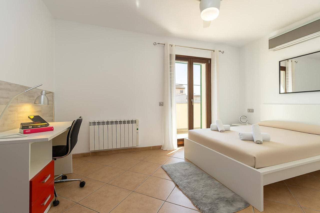 Foto 9 von 42: Three-Bedroom House