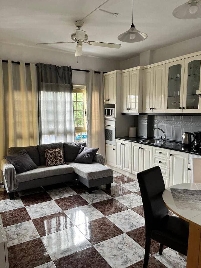 Cosy apartment near the ocean 1