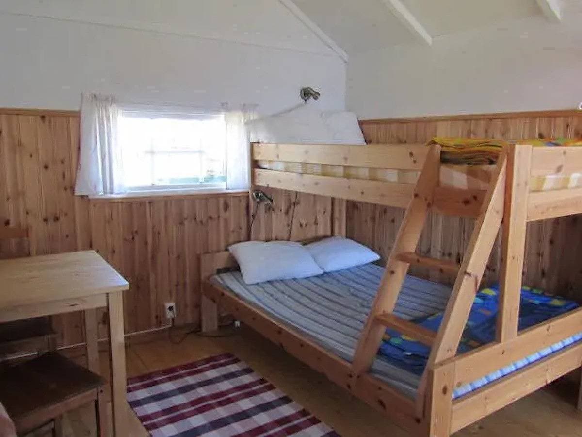 Foto 2 von 15: Campinghütte am Meer, Badestrand und Pool (Dusche/Wc im Servicegebäude)