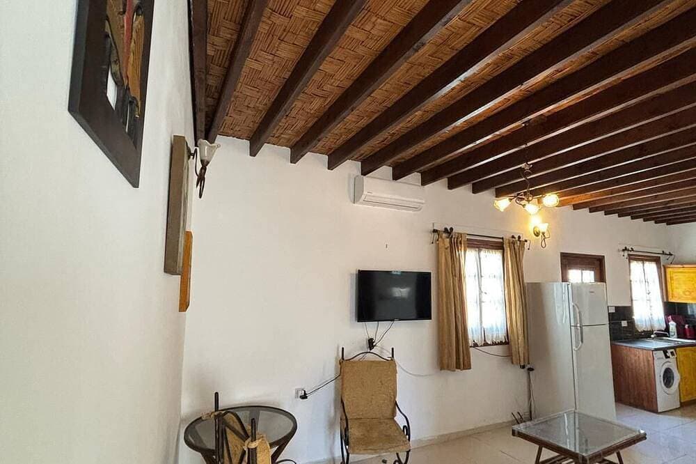 Foto 13 von 22: Charming 2-bedroom house with WiFi, in Harbour Girne