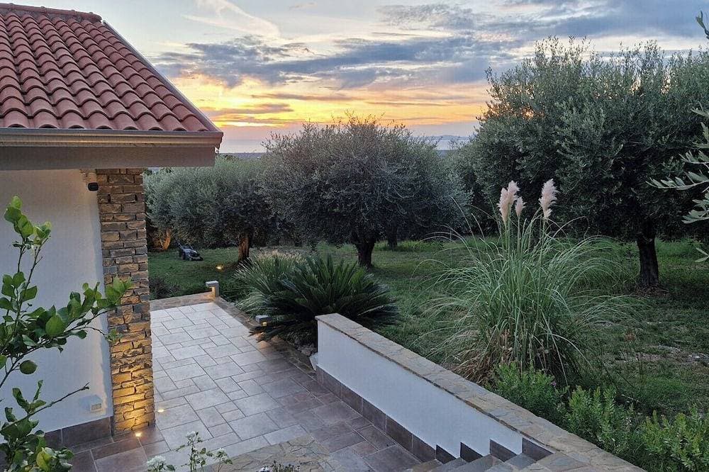 Foto 11 von 30: Cozy villa with pool nestled among the ancient olive trees of Cilento