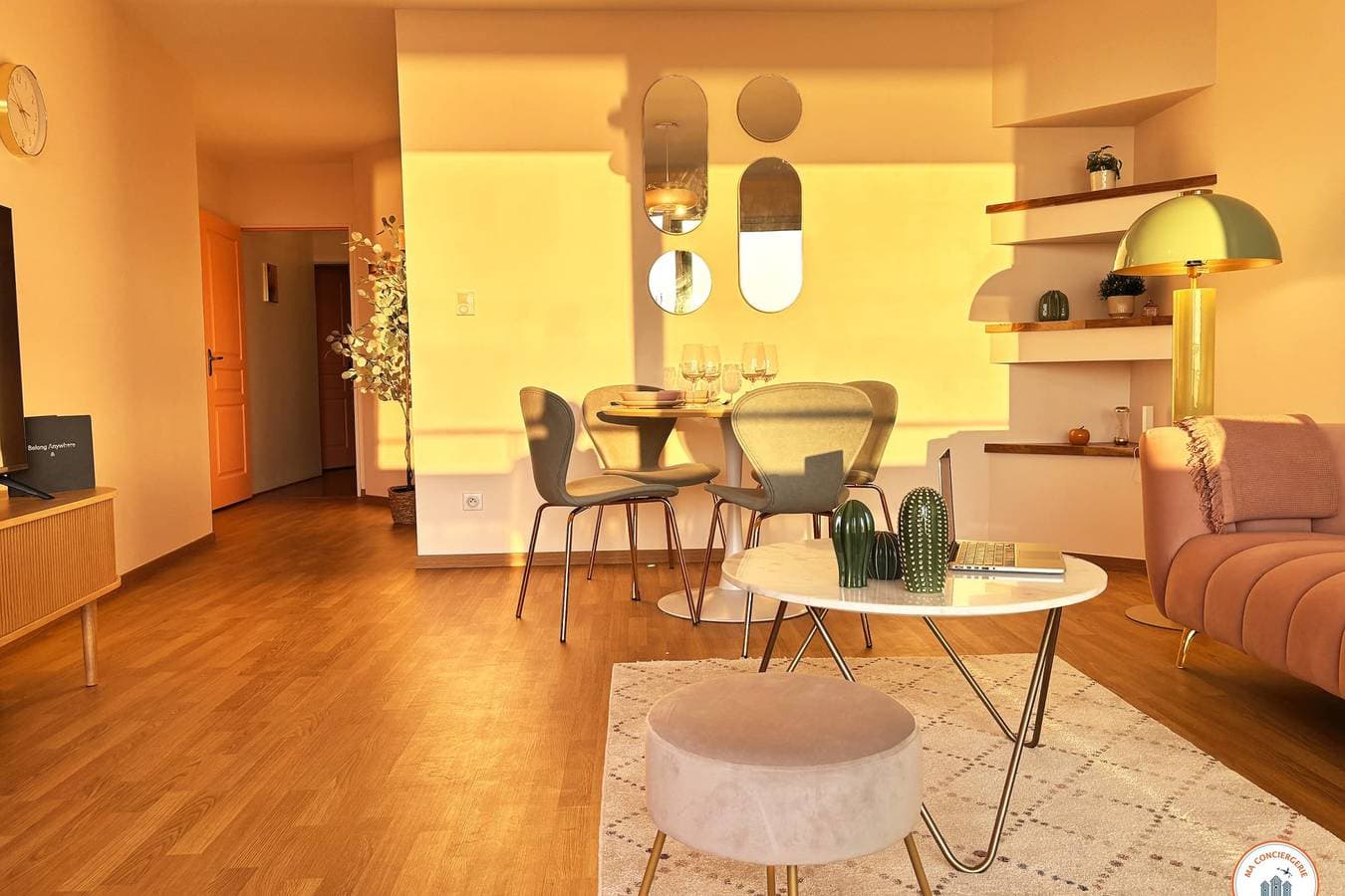 Foto 12 von 37: Ferienwohnung für 4 Personen mit Terrasse