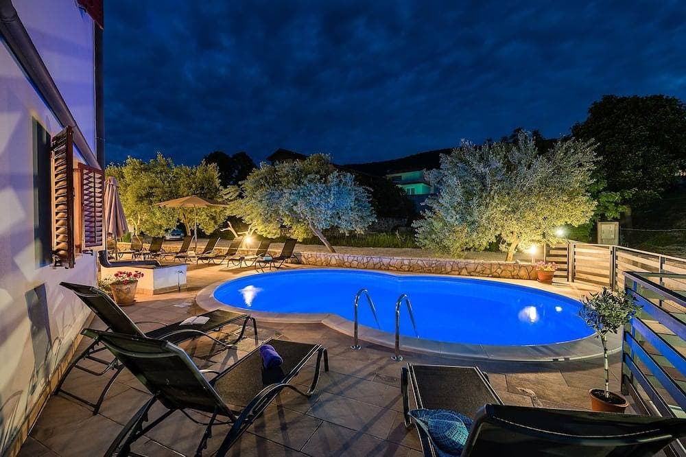 Foto 10 von 12: 2-Zimmer-Ferienwohnung mit Pool Drenje, Labin