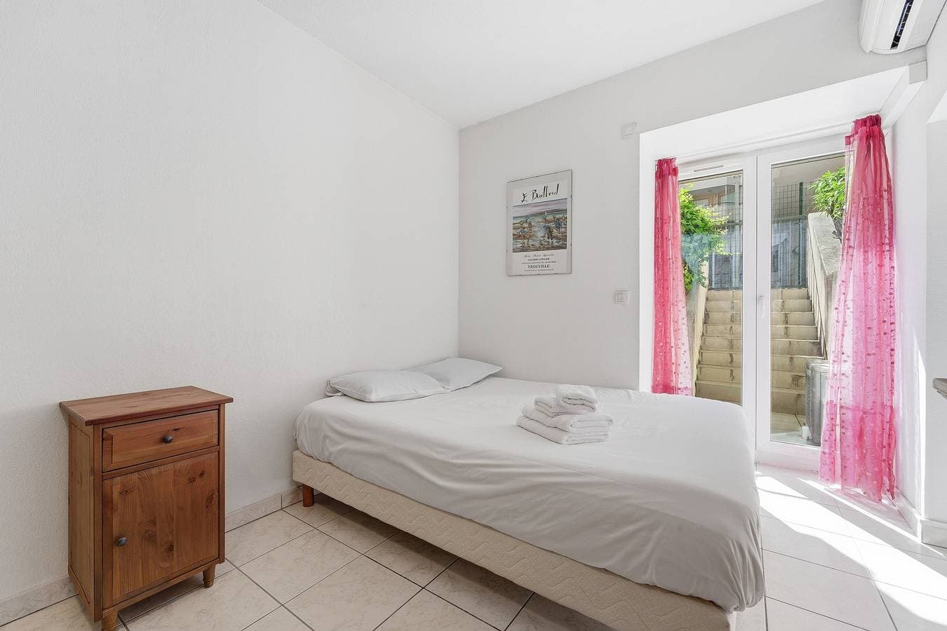 Foto 5 von 10: Ferienwohnung für 4 Personen mit Terrasse