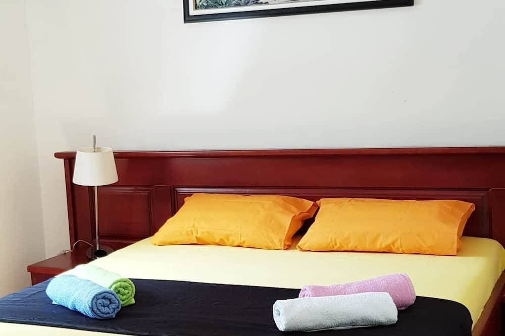 Foto 2 von 12: Stilvolle 2-Zimmer-Wohnung  – 5 Min zum Strand & Zentrum + Parkplatz
