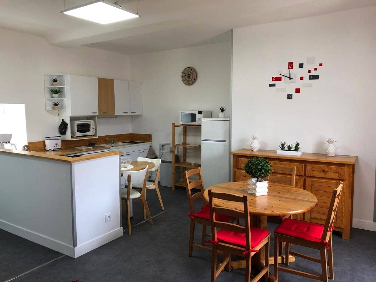 Foto 4 von 23: Two-Bedroom Apartment