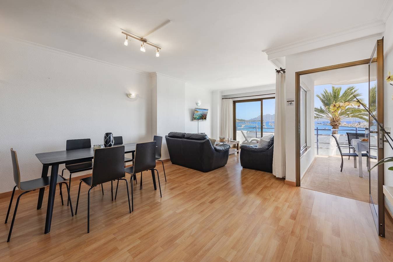 Foto 13 von 15: Ferienwohnung für 6 Personen mit Garten