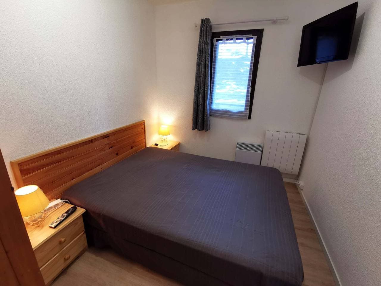 Foto 6 von 16: Gemütliche 2-Zimmer-Kabine, 100m zur Skischule, neue Küche, Balkon, 4 Schlafplätze, keine Haustiere