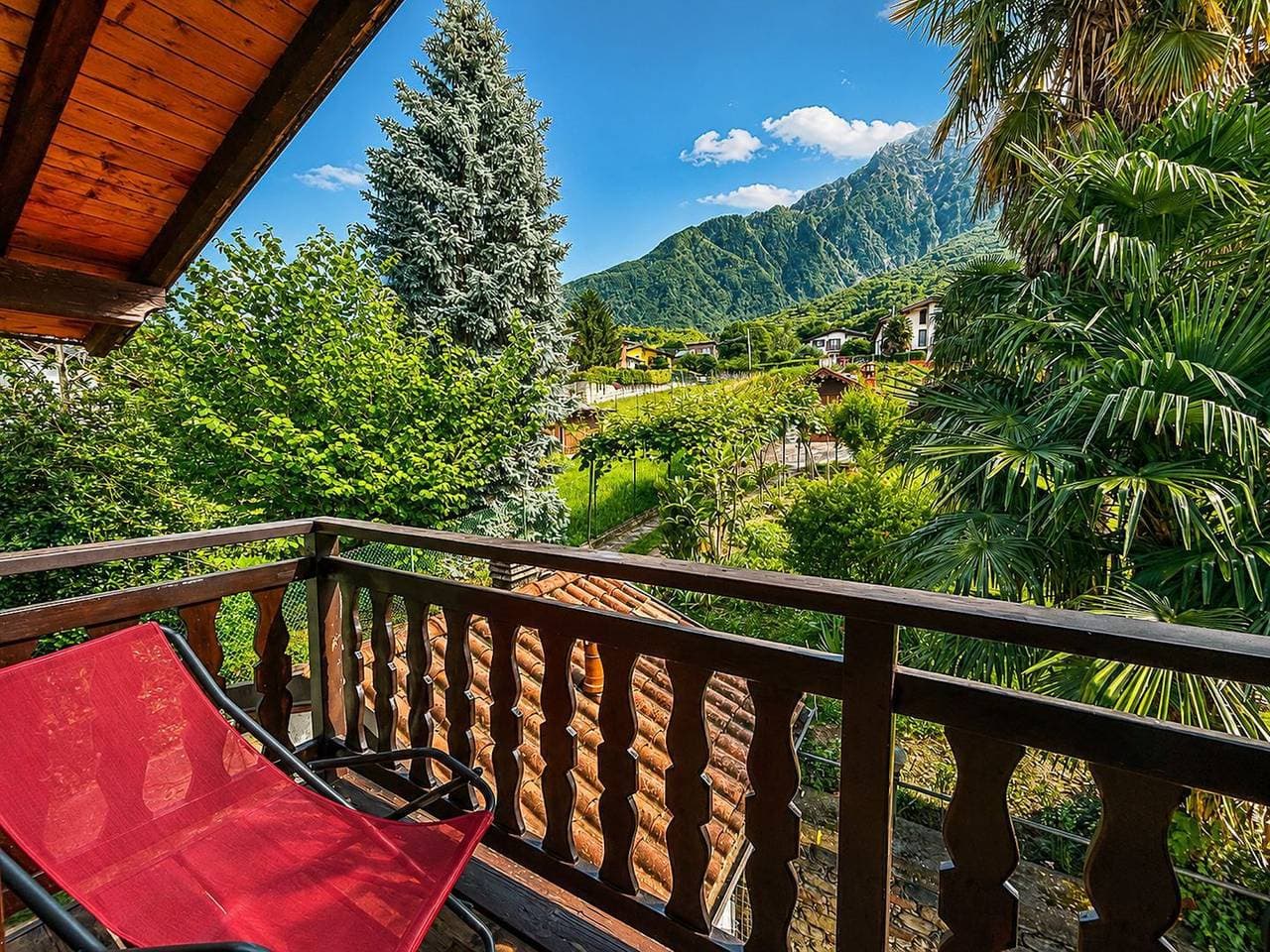 Foto 11 von 29: Leonardo Panorama Landhaus-Ferienwohnung mit Seeblick