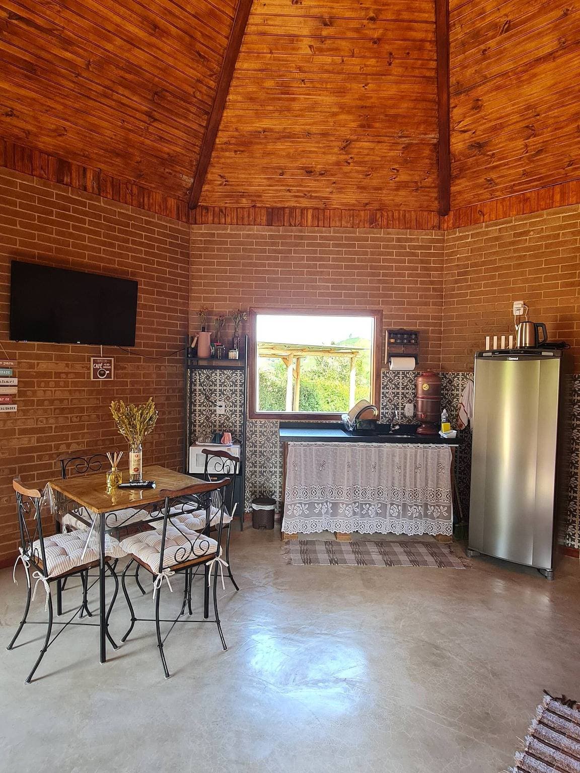 Foto 9 von 33: Unterkunft in der Casa Do Chapéu Caparaó – Cabana Estrela