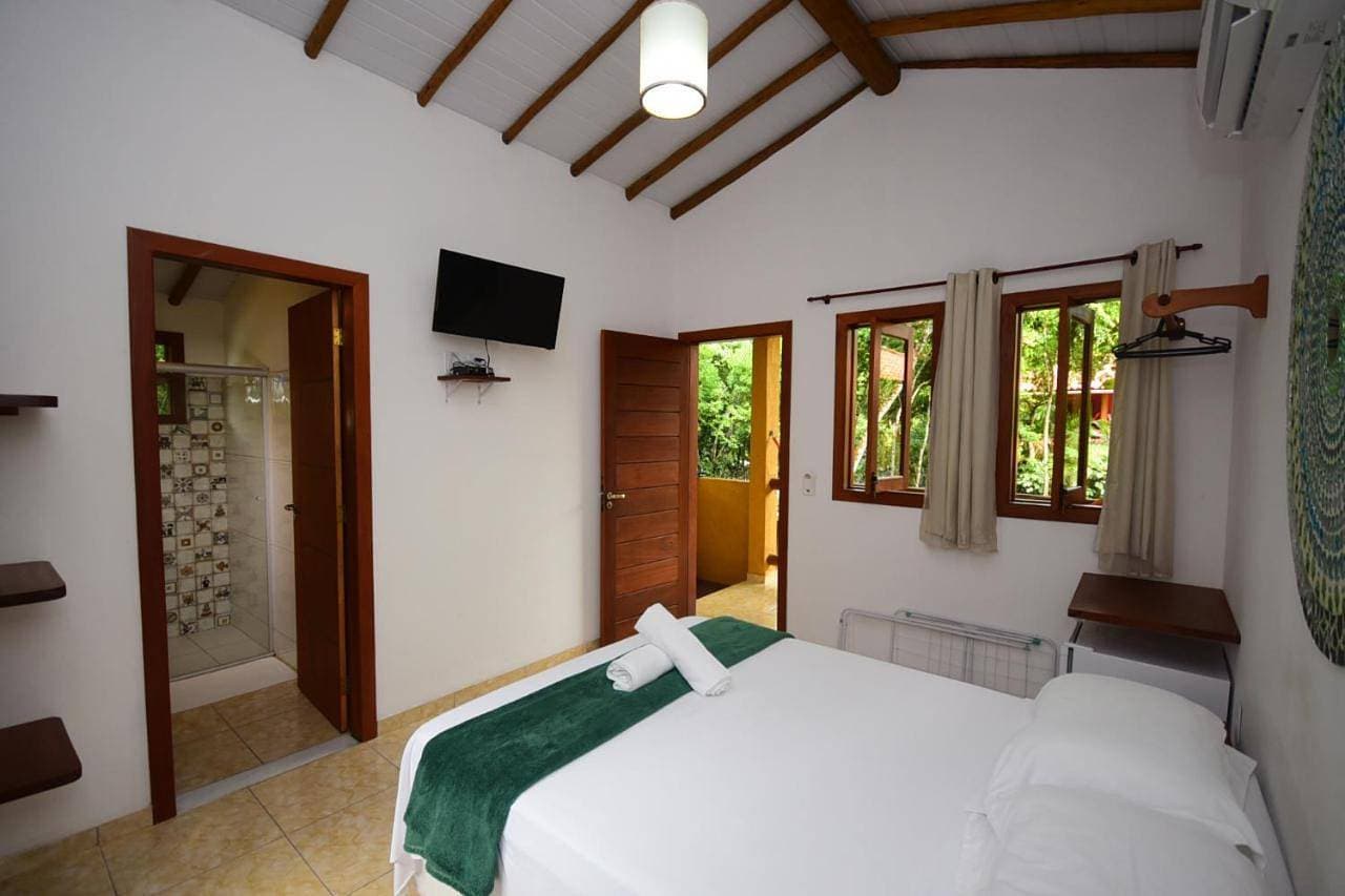 Foto 5 von 6: Double Room with Pool View