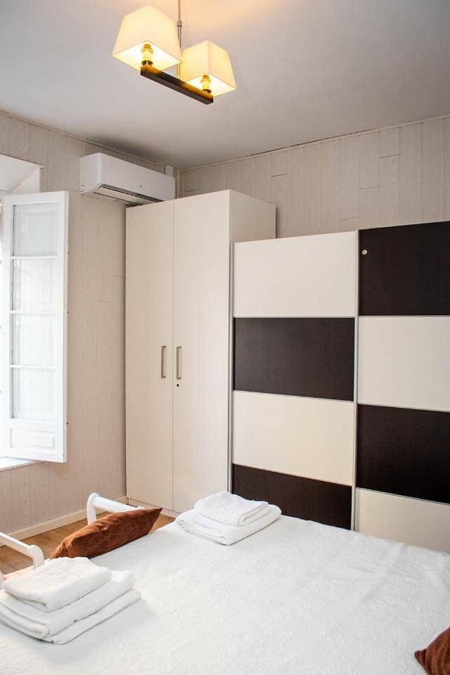 Foto 9 von 59: Three-Bedroom House