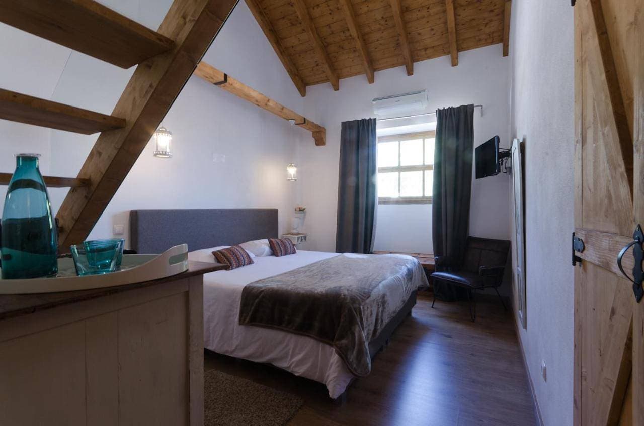 Foto 6 von 17: Triple Room with Private Bathroom