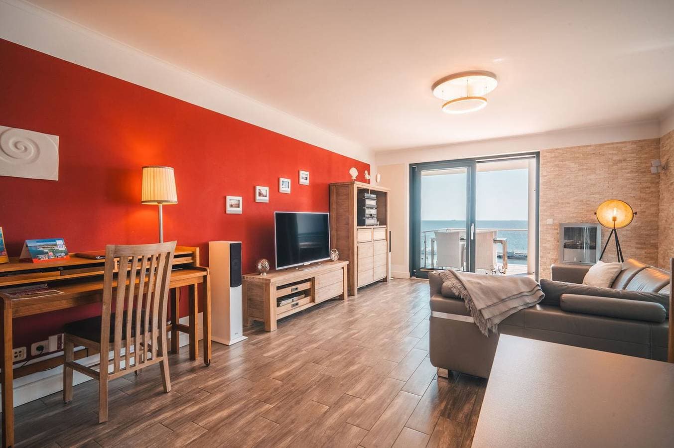 Foto 10 von 28: Villa Friede-Marie, App. Ostseeweitblick -großer Balkon und traumhaften Meeblick