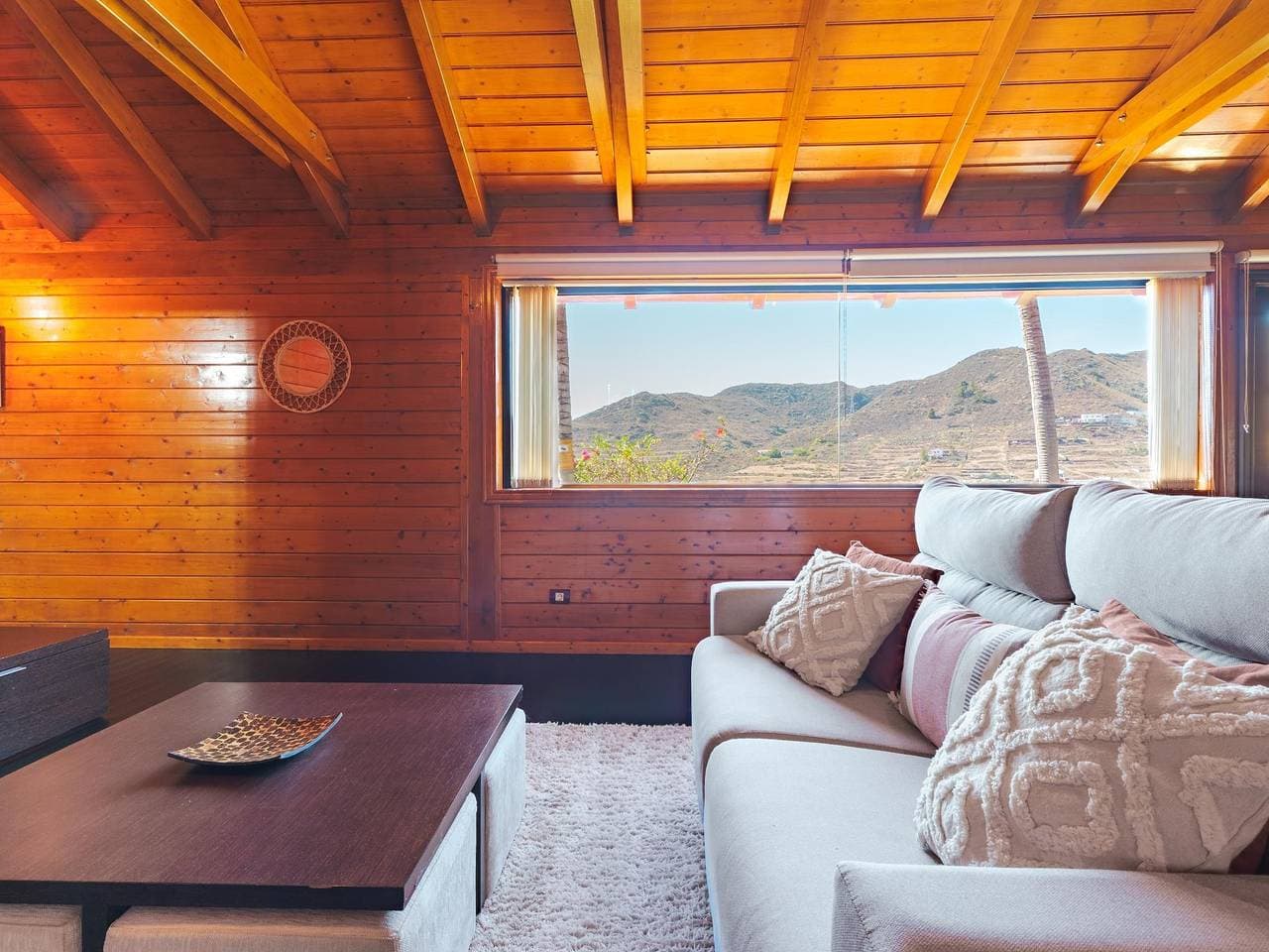 Foto 5 von 37: Ferienhaus für 4 Personen mit Pool