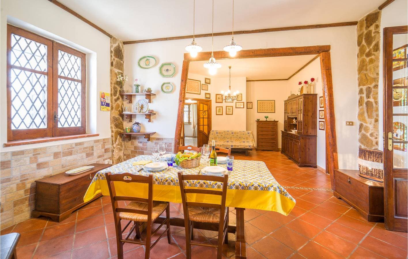 Foto 4 von 35: Stilvolle 2BR Apartment in der Nähe von Strand & Restaurants