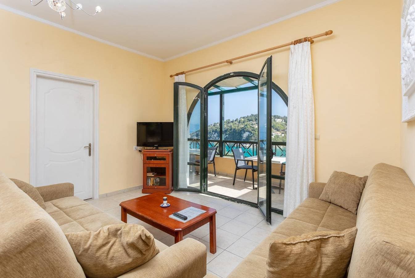 Foto 10 von 33: Villa für 6 Personen mit Kinderpool