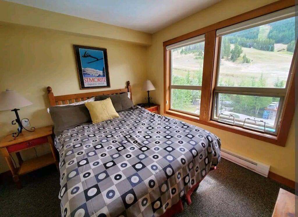 Foto 10 von 10: Lovely 2bdrm Panorama Springs unit overlooking the mountains and pools!