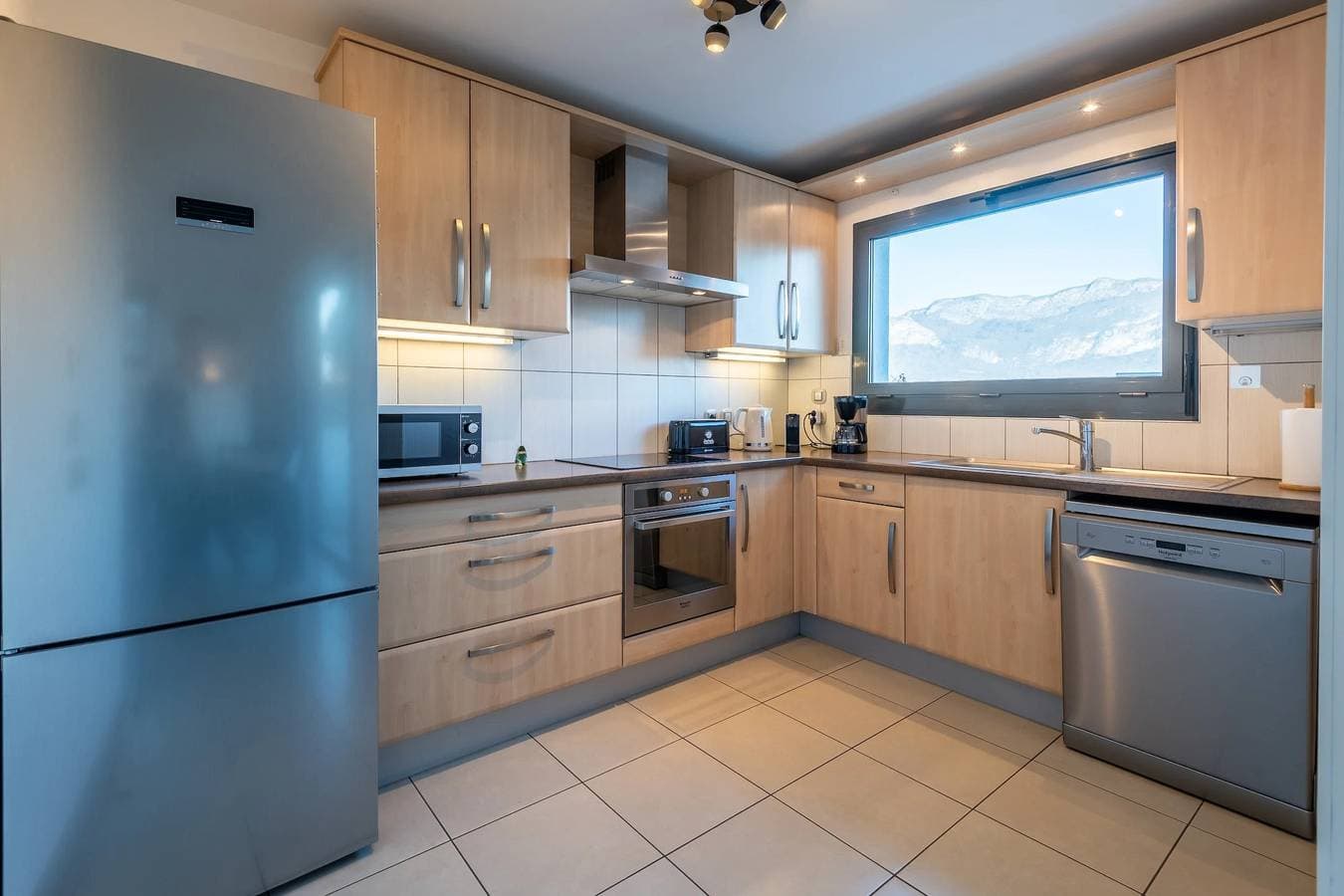 Foto 9 von 17: Ferienwohnung für 6 Personen mit Seeblick