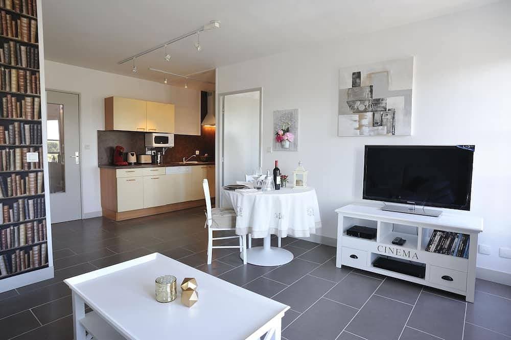 Foto 9 von 25: Neue Wohnung und gemütlich, Panoramablick auf die East Basin,  Honfleur