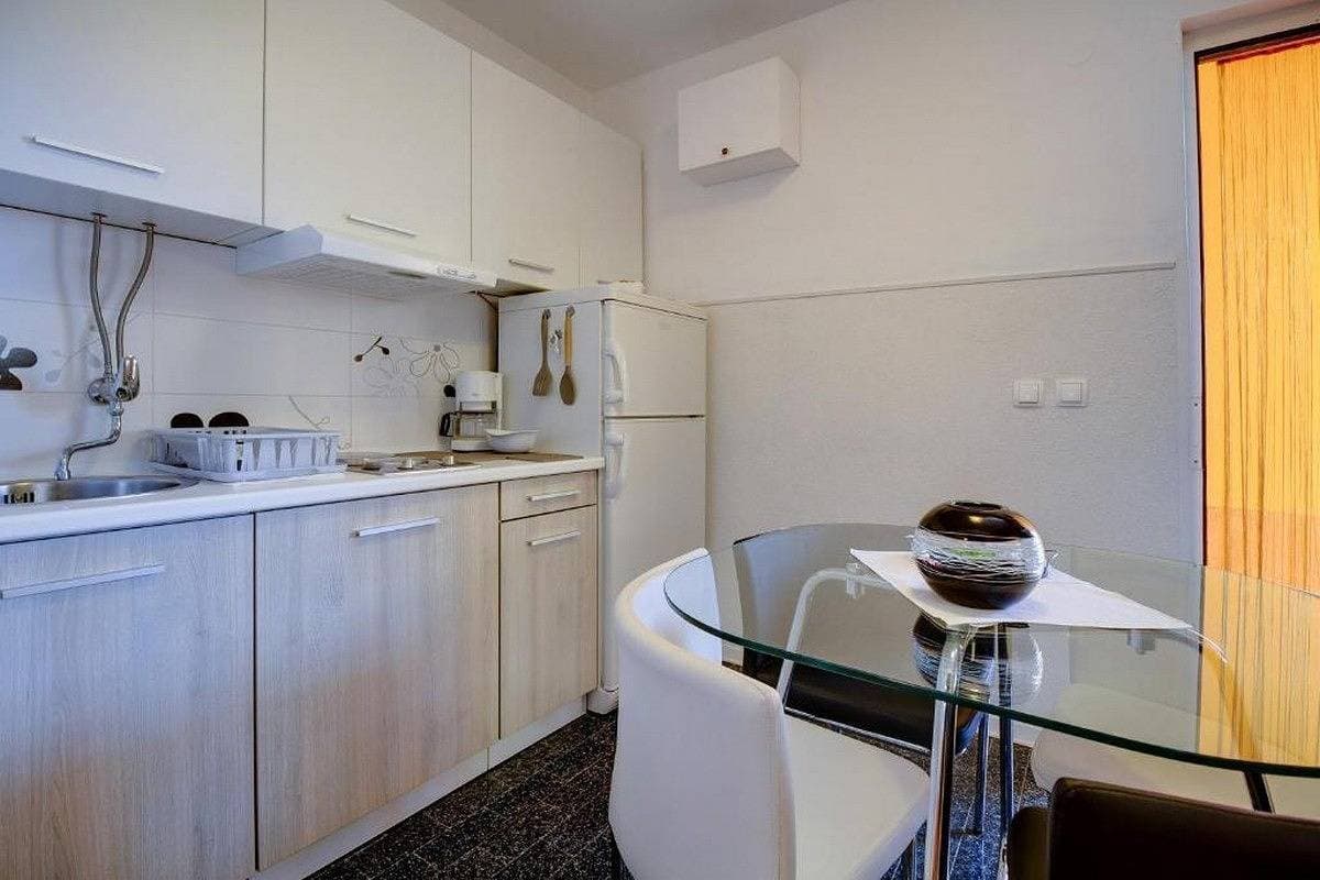Foto 8 von 11: 2-Zimmer-Ferienwohnung mit Terrasse Mali Losinj -a