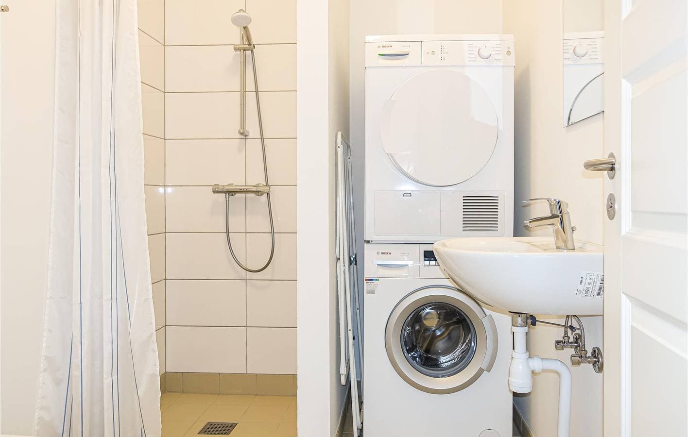 Foto 13 von 23: Ferienwohnung für 4 Personen mit Terrasse