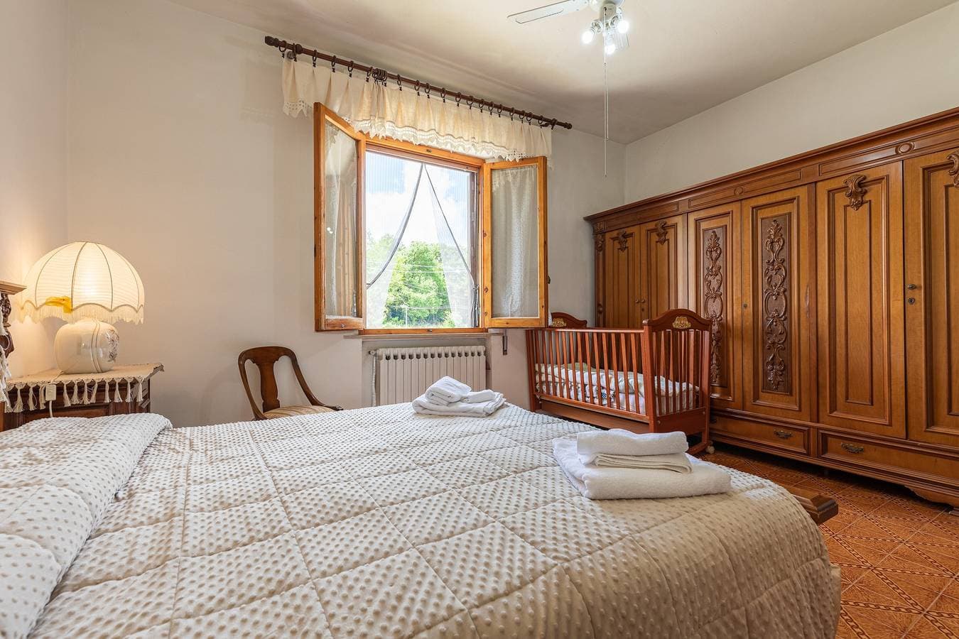 Foto 10 von 32: Ferienwohnung 'Landhaus Casa Luisa' mit privatem Pool, Gemeinschaftsterrasse und Wi-Fi