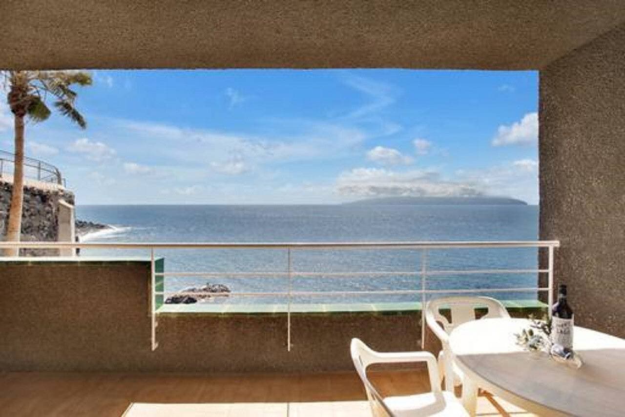 Foto 9 von 28: Ferienwohnung 'Costa Isora Frontline' mit Meerblick, Gemeinschaftspool und WLAN