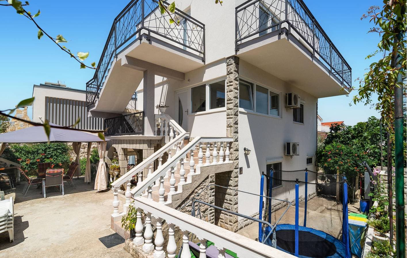 Foto 8 von 34: Ferienwohnung mit Meerblick, Terrasse, WLAN und Parkplatz in der Nähe von Kanica