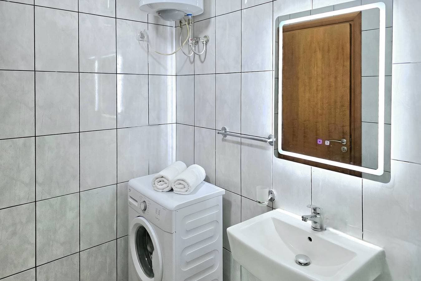Foto 9 von 28: Ferienwohnung für 6 Personen mit Balkon