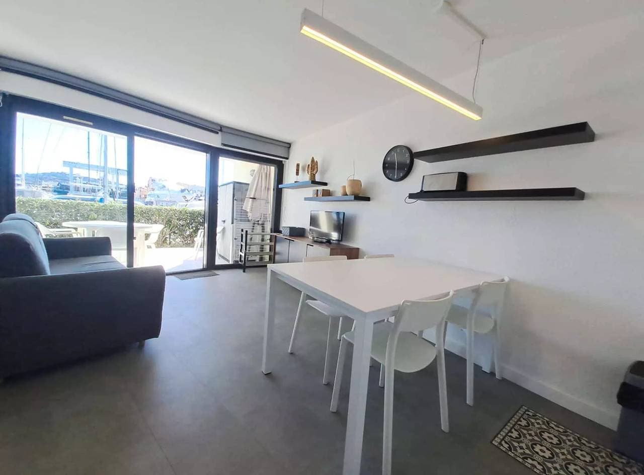 Foto 4 von 23: Superb T2 Cabin - Residence Les 2 Sailes aux Marines de Cogolin