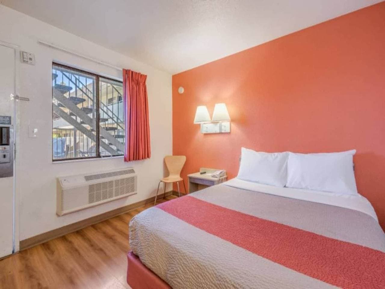 Foto 8 von 28: Deluxe-Ausführung mit 1 Doppelbett | Kostenloses WLAN