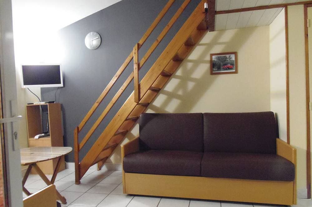 Foto 3 von 11: A 10 kms d'Angers small independant house 2 persons quiet countryside