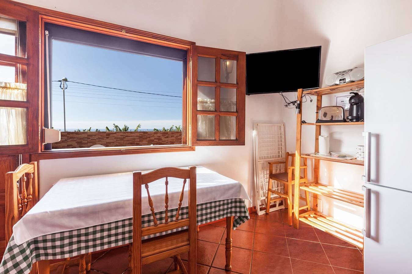 Foto 7 von 22: Ferienwohnung 'Casa Victor - Apartment 2' mit Meerblick, Pool und WLAN